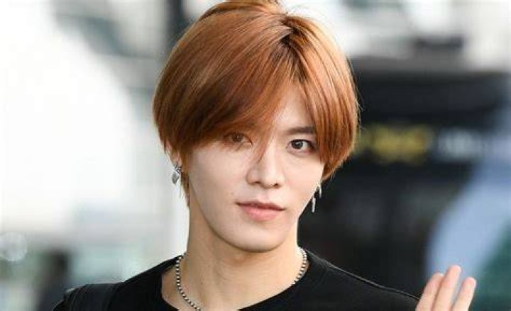 NCTユウタの顔つきの変化に関するイメージ